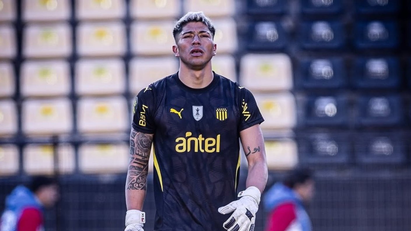 ¡Atención Colo Colo! Peñarol rompe el silencio sobre Brayan Cortés