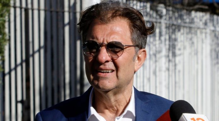 Aníbal Mosa expresa sus condolencias por la muerte de Carlos Cortés