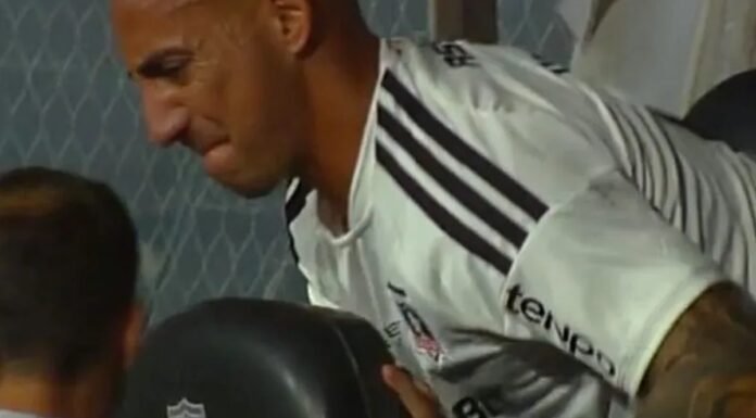 Correa arriesga sanción tras furiosa reacción en el Monumental