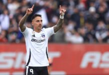 En Colo Colo llaman a respaldar a Javier Correa en su complicado momento