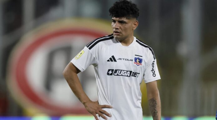 Claudio Aquino nuevamente entrena diferenciado en Colo Colo y se aleja de la convocatoria