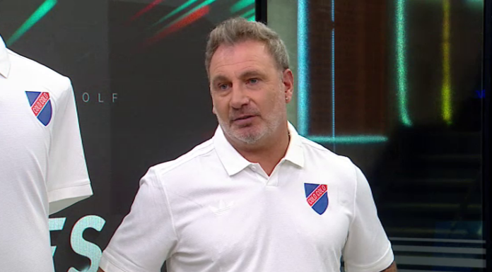 “Terminó teniendo razón”: Marcelo Barticciotto respalda a Fernando Ortiz en Colo Colo