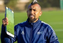 ⚽🔥 Arturo Vidal hace su primer llamado de atención como DT en Rodelindo Román: “Tratemos de llegar más temprano”