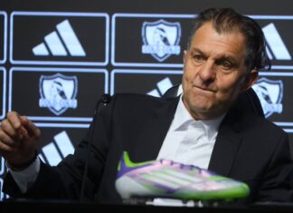 Oposición a Aníbal Mosa en Colo-Colo explota tras su designación en el fútbol chileno