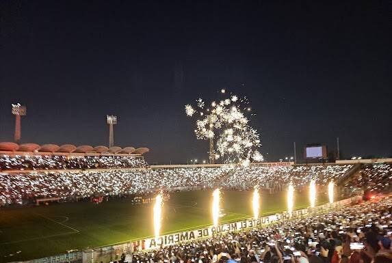 Colo Colo celebra sus 101 años con una gran sorpresa ante Palestino